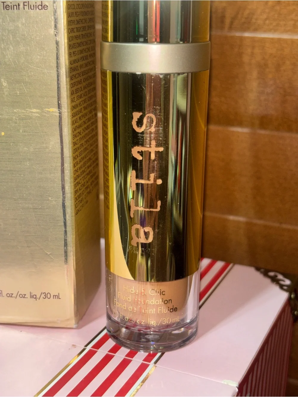 Stila Hide & Chic Fluid Foundation